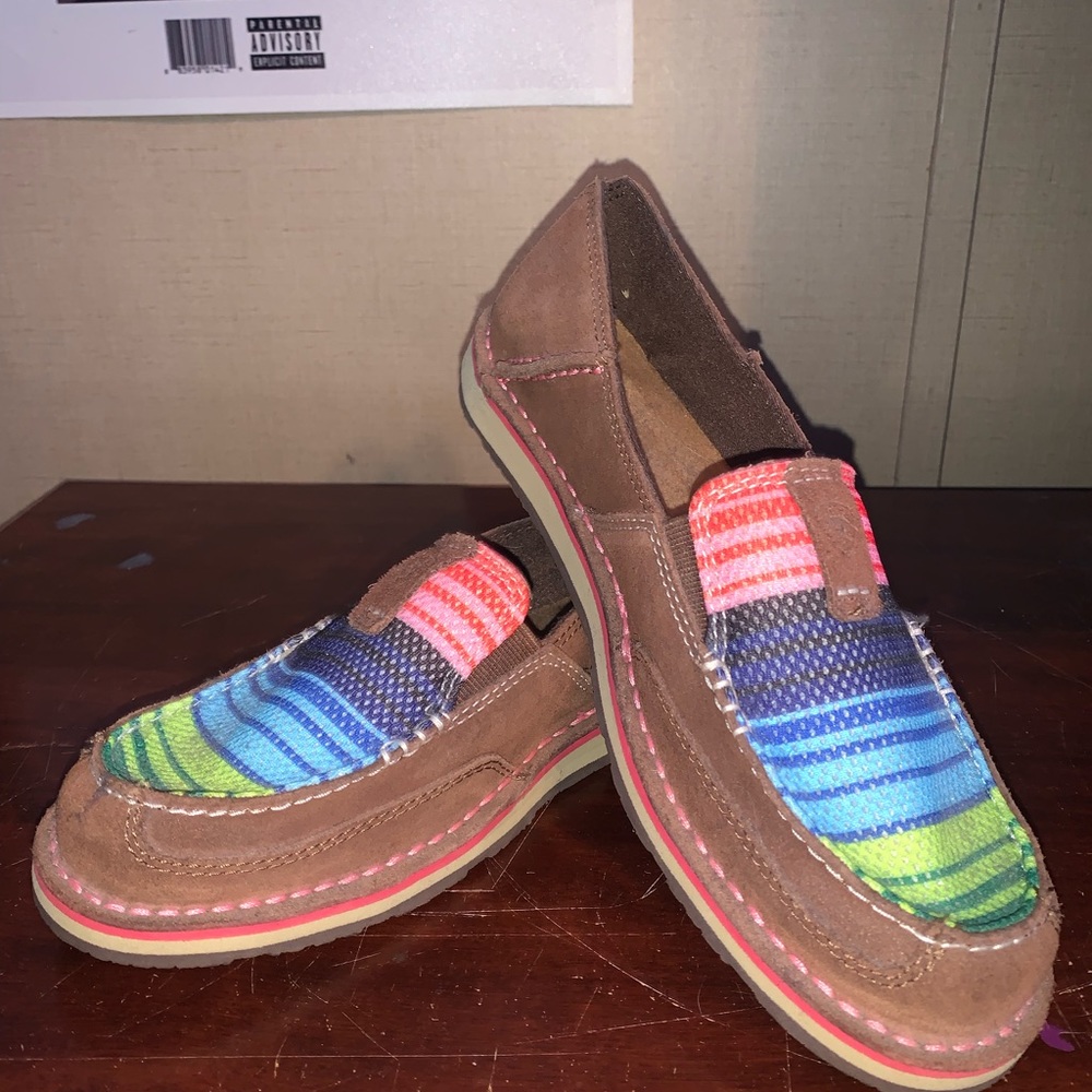 ariat cruiser shoes ( 8.5 )